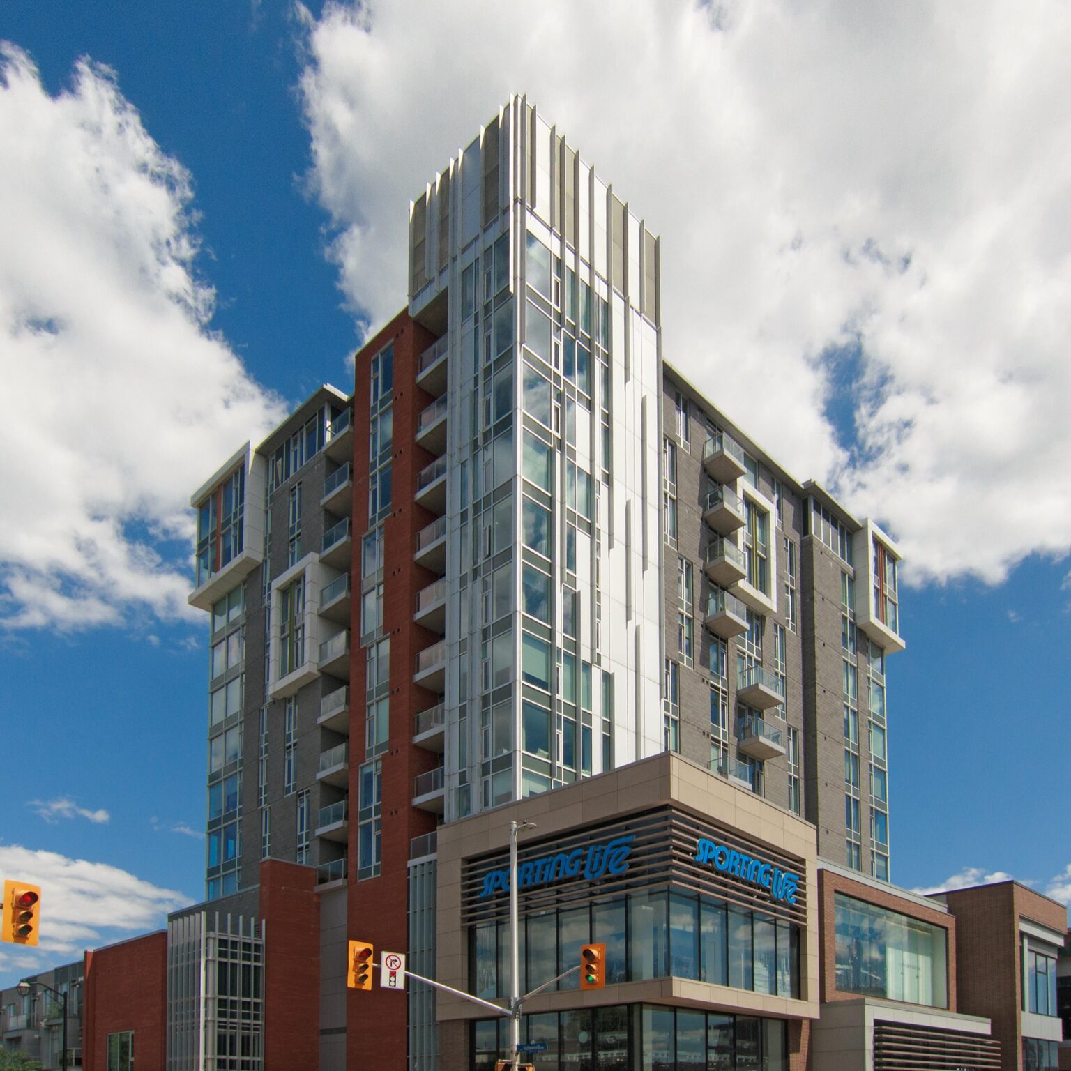 The Process of Buying or Selling a Commercial Property Step by Step